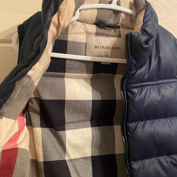 Burberry 3T vest - Picture 4 of 4
